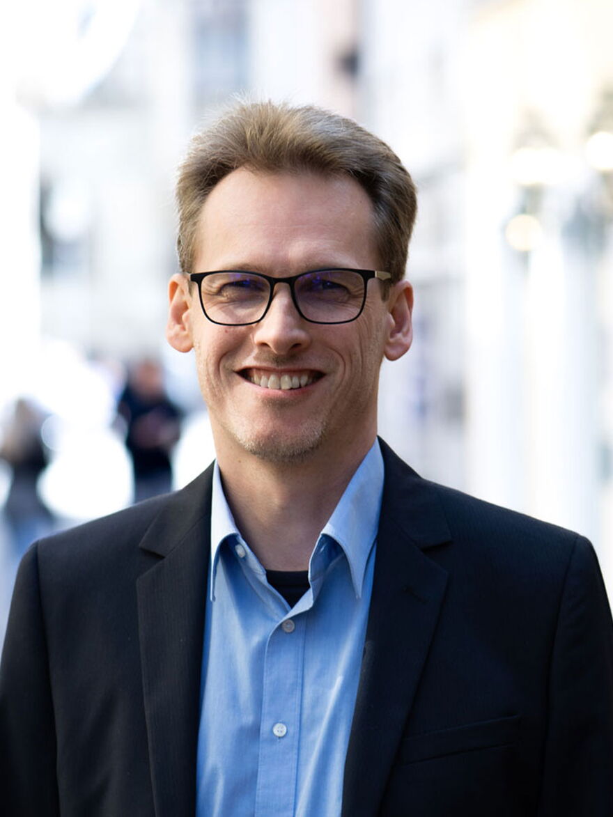 Martin Gilch, VMware Certified Professional 5 - Data Center Virtualization